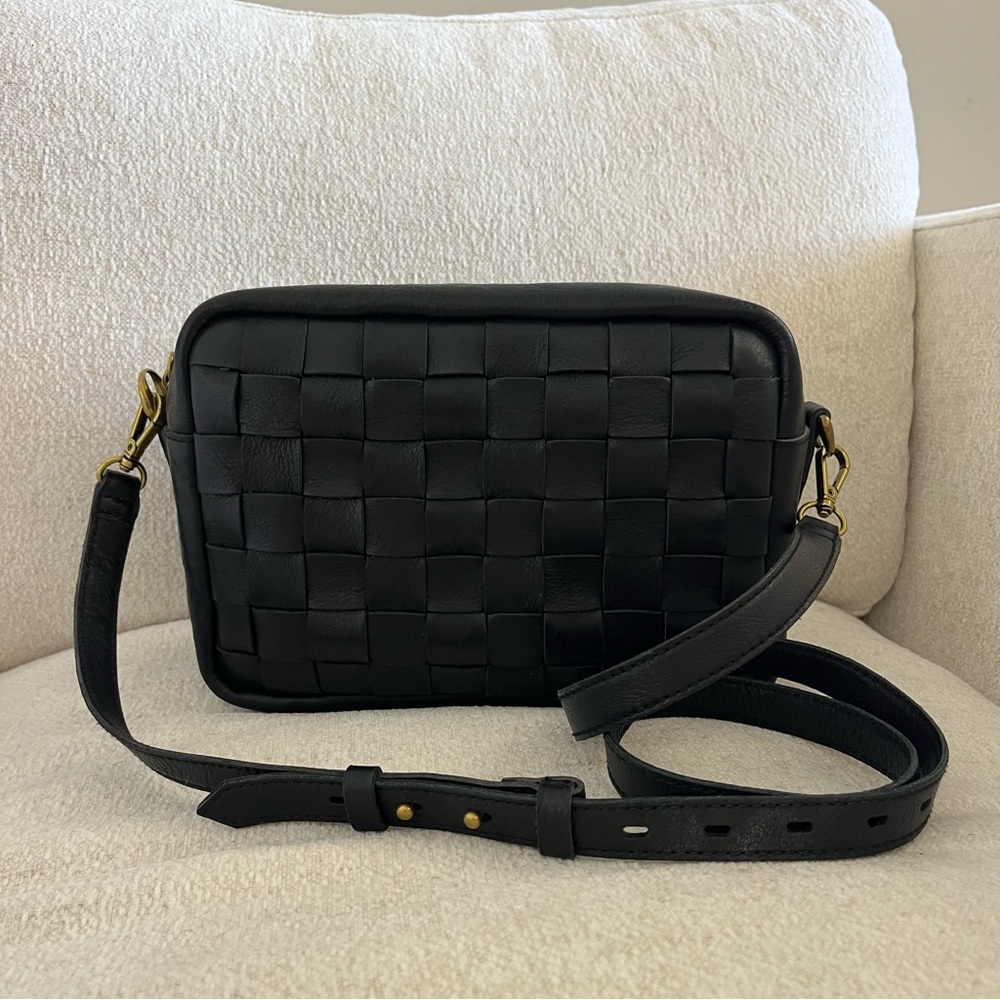Made we’ll black woven leather bag